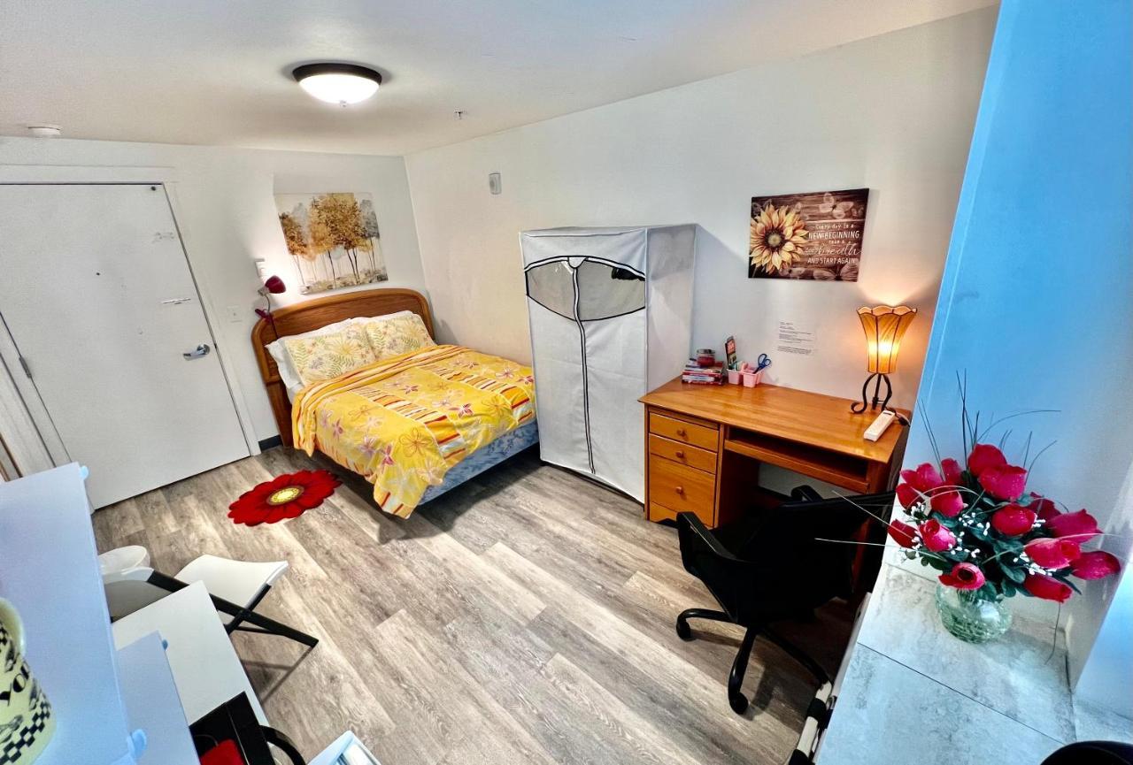 Micro Studio Apartment 10 Minutes Walk To University Of Washington Seattle Extérieur photo